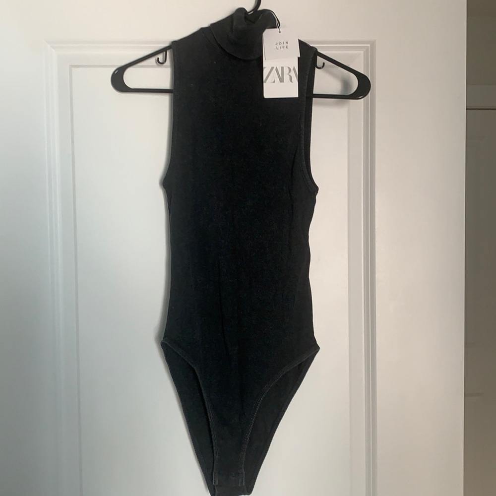 Zara Turtleneck Sleeveless Grey Bodysuit